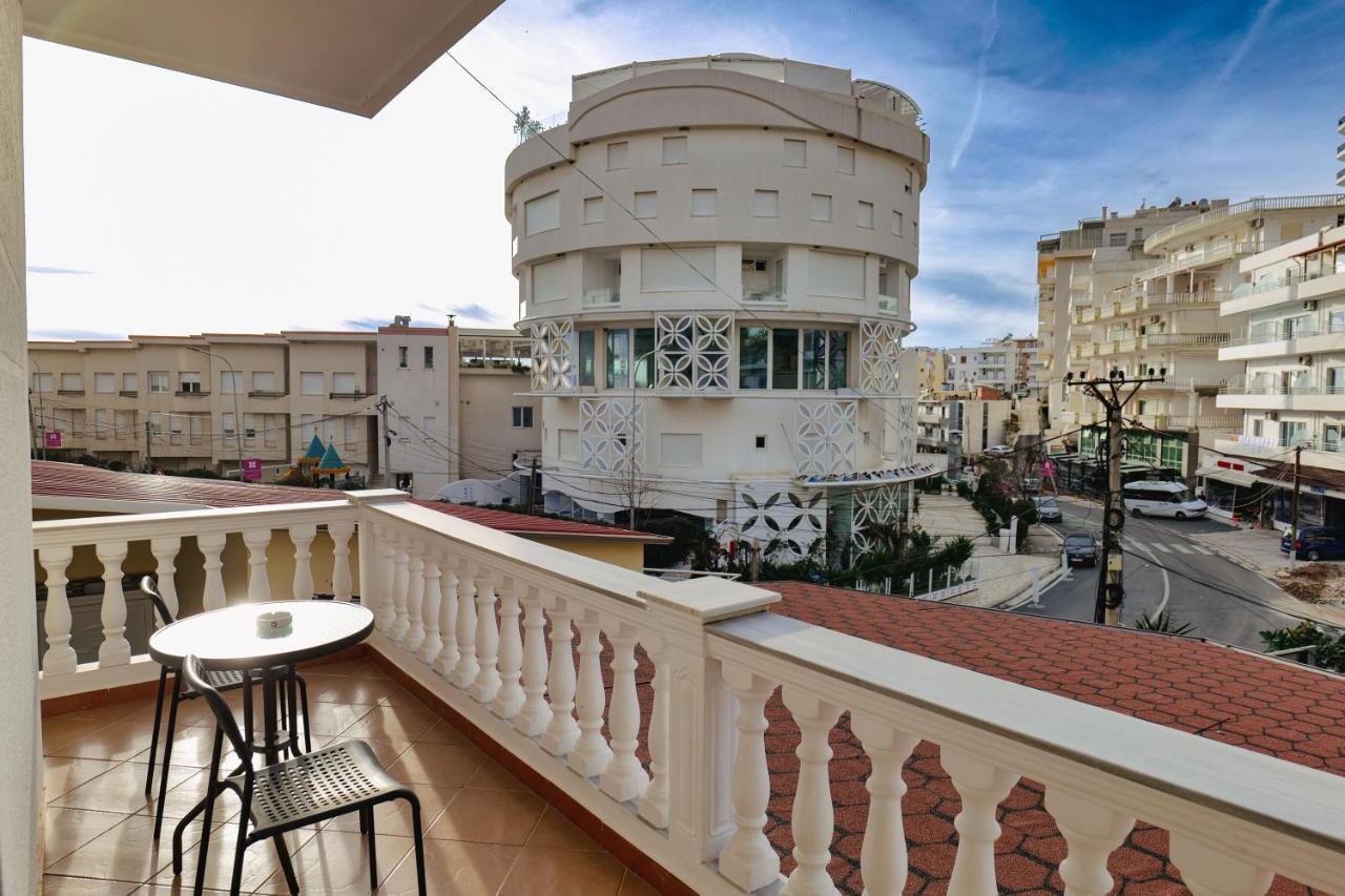 Vila Jon'A Саранда Экстерьер фото